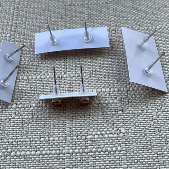 Women Stud Earrings Fashion Jewelry Blue Red Green Clear Tone Lot of 4 - Picture 10 of 11